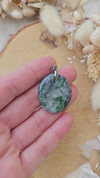 Pendentif Smaragdite