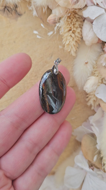 Pendentif Oeil de fer